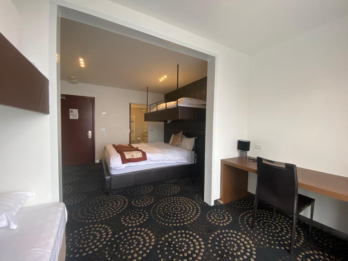 מאונט בולר Duck Inn Mt Buller מראה חיצוני תמונה